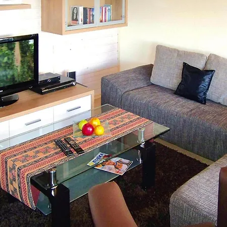Tatil Evi Oefingen, *